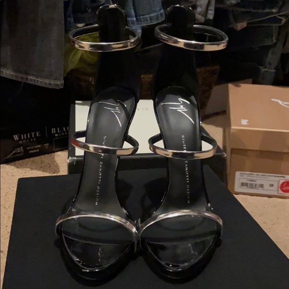 GIUSEPPE ZANOTTI / COLINE110 Amex.Siutta - Picture 3 of 8